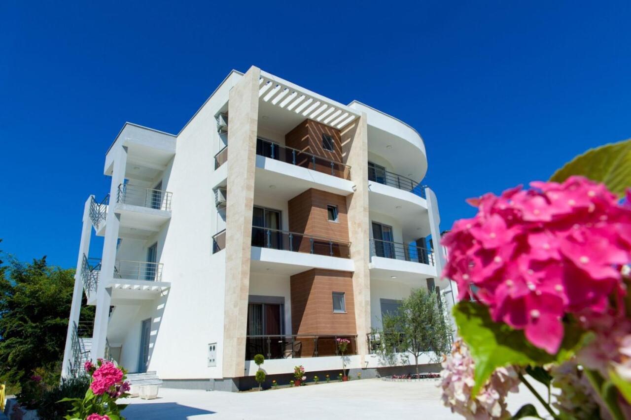 Demiri Apartments Ulcinj Eksteriør billede