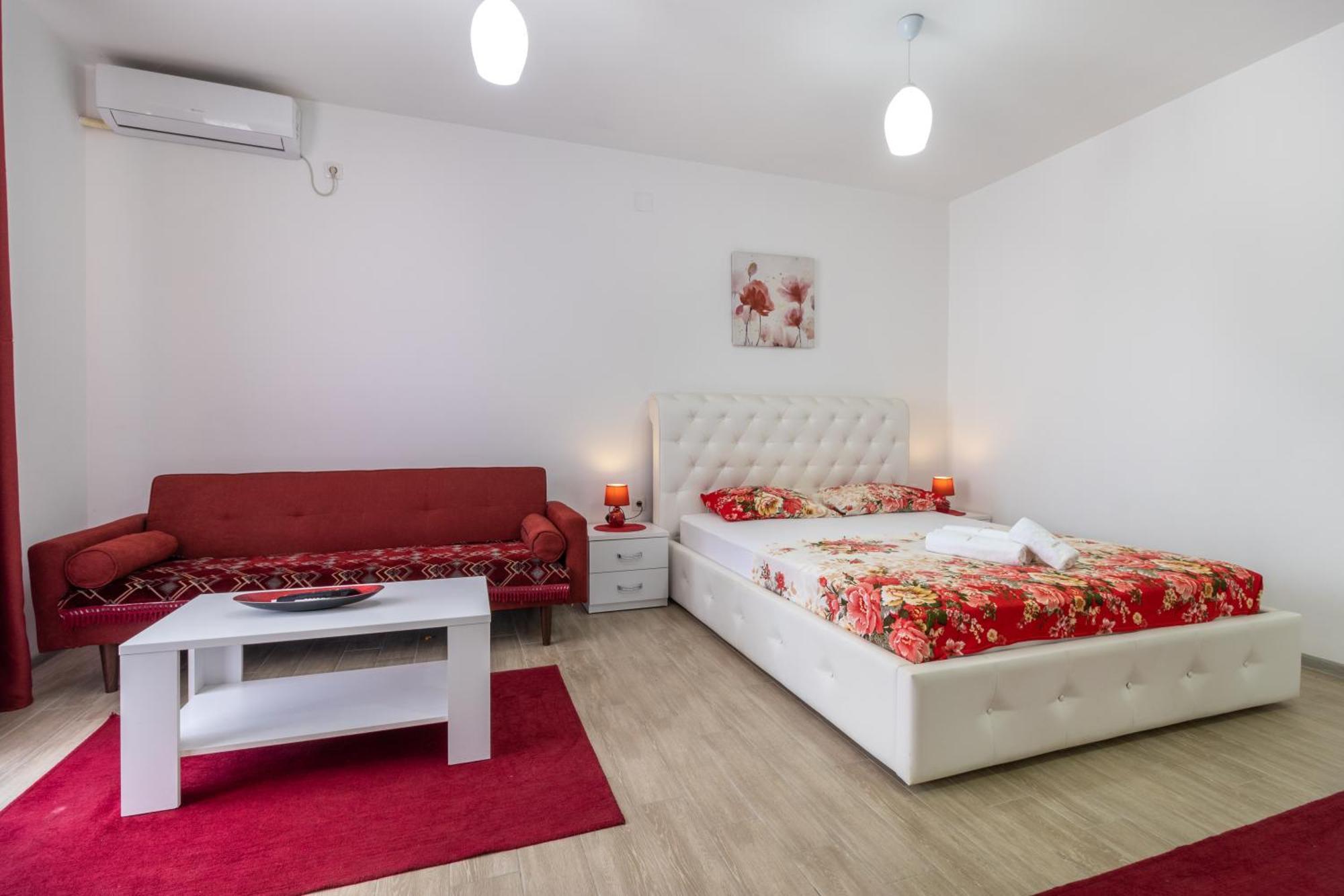 Demiri Apartments Ulcinj Eksteriør billede