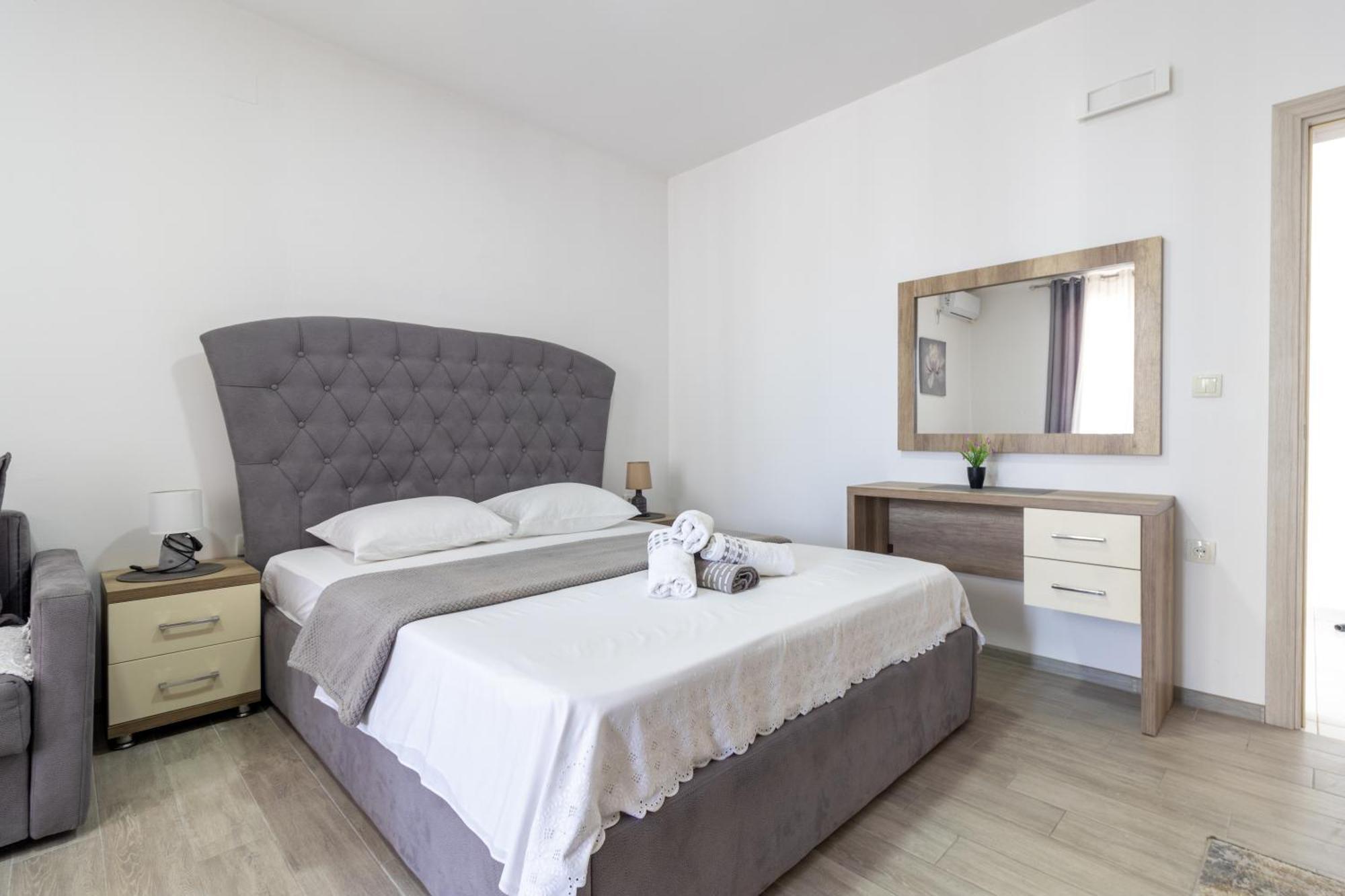 Demiri Apartments Ulcinj Eksteriør billede